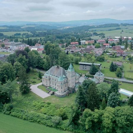 Hotel Vetrov Vysoke nad Jizerou Bagian luar foto