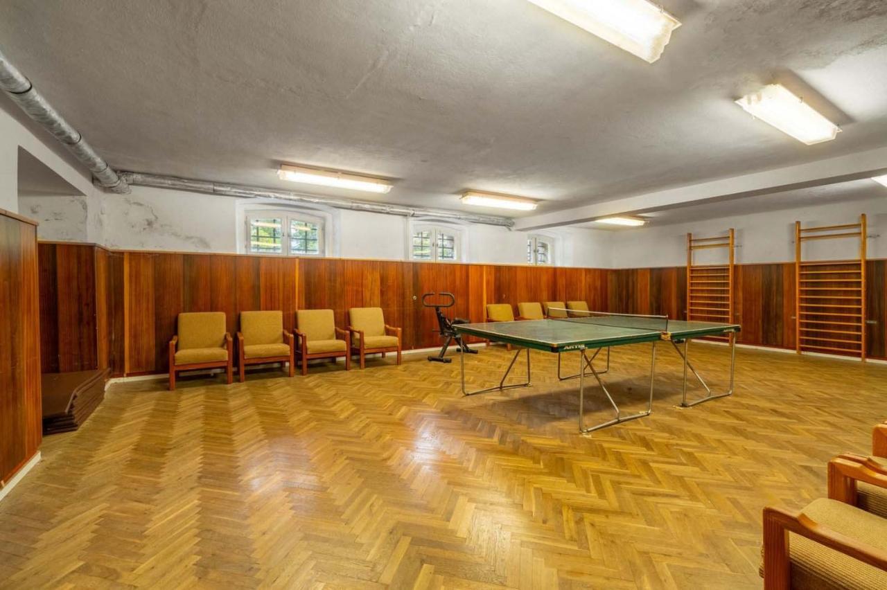 Hotel Vetrov Vysoke nad Jizerou Bagian luar foto