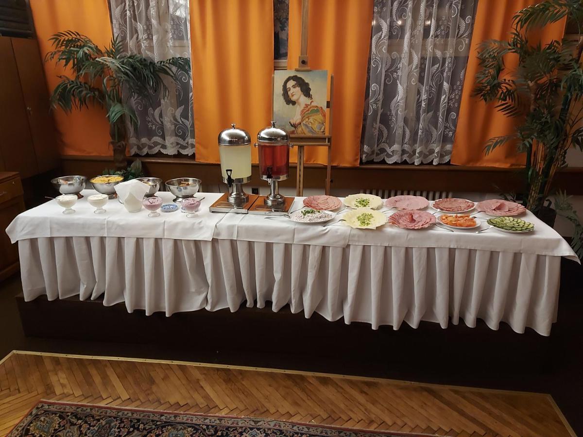 Hotel Vetrov Vysoke nad Jizerou Bagian luar foto