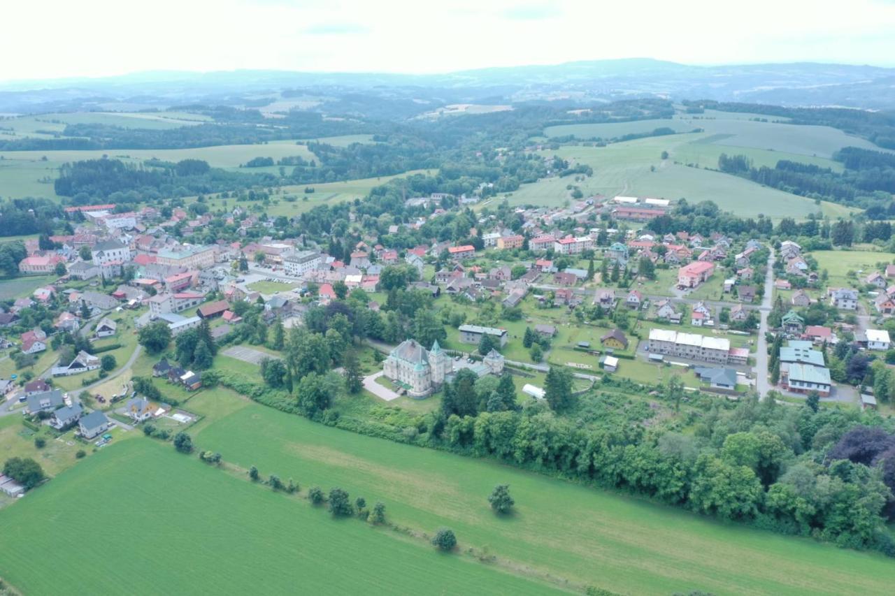 Hotel Vetrov Vysoke nad Jizerou Bagian luar foto