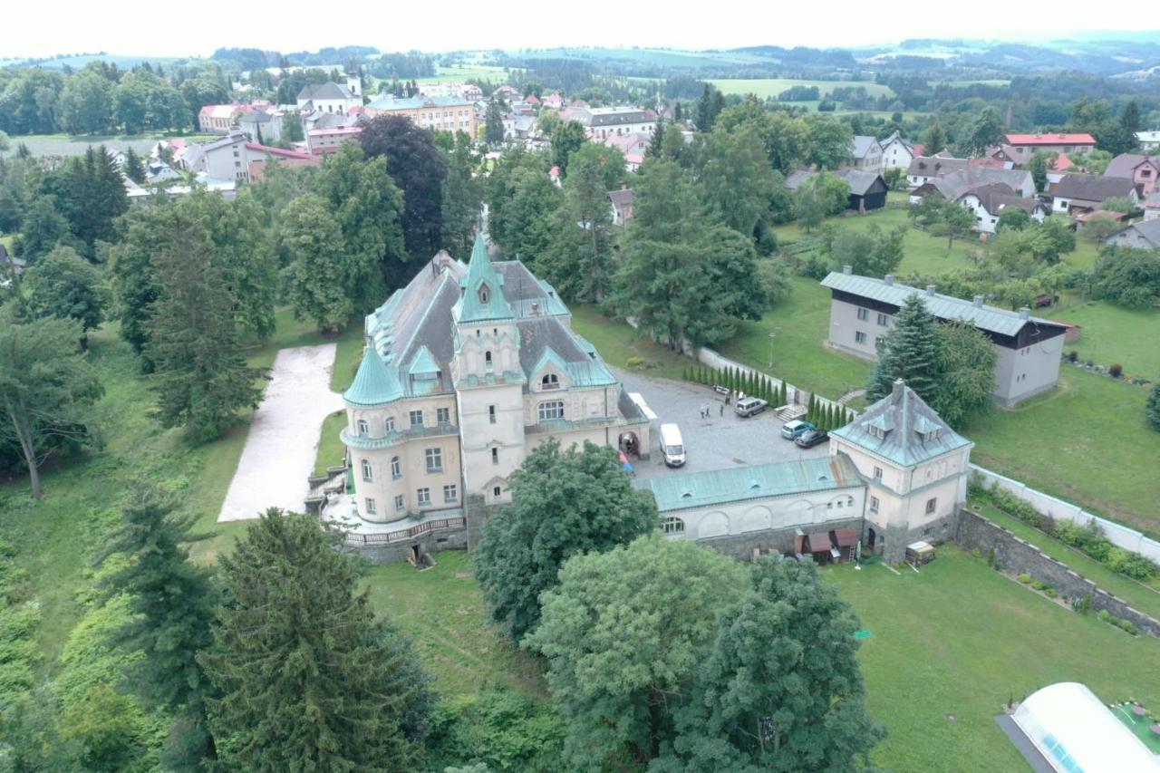 Hotel Vetrov Vysoke nad Jizerou Bagian luar foto
