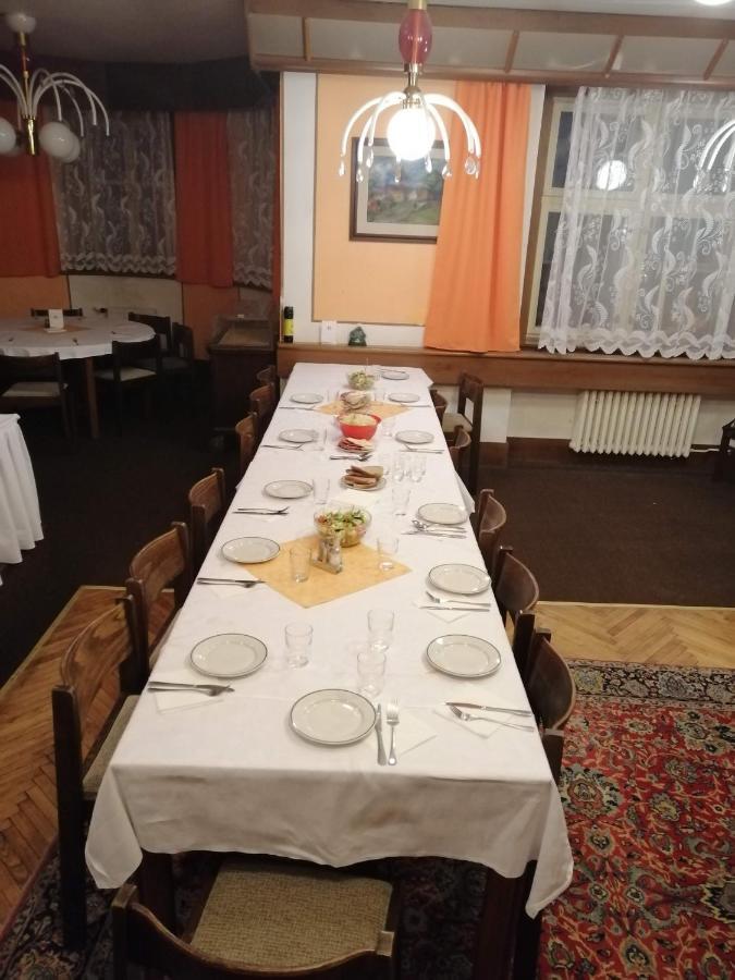 Hotel Vetrov Vysoke nad Jizerou Bagian luar foto